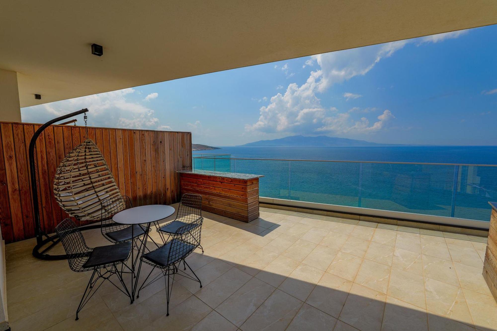 Dorchester Hotel Sarandë Exteriör bild